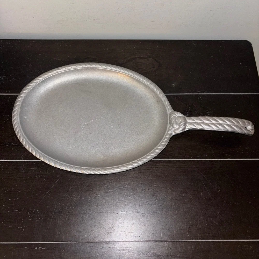 Vintage | Wilton RWP‎ | Pewter Oval Griddle Pan Rope Handle Textured Bottom
